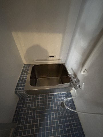 尼崎次屋貸家の浴室