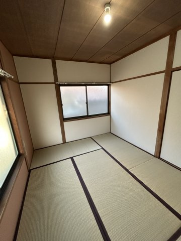 尼崎次屋貸家の和室