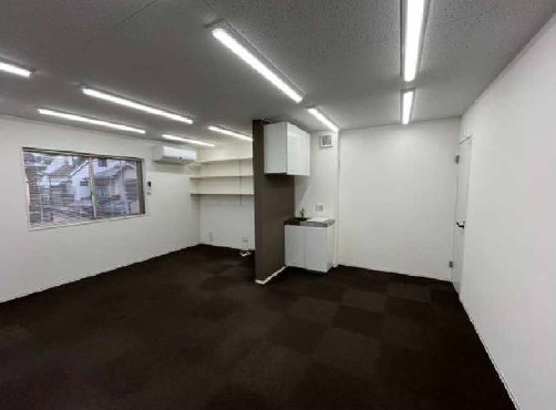 大津市松原町の店舗事務所の内装