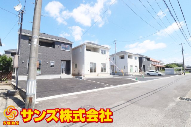 郡山市大槻町字林ノ東　　　６号棟　　　開成小学校、郡山第１中学区の外観|南西側から見た区画全体♪