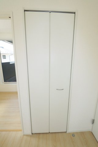 郡山市大槻町字林ノ東　　　６号棟　　　開成小学校、郡山第１中学区の収納