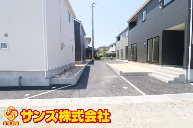 郡山市大槻町字林ノ東　　　７号棟　　　開成小学校、郡山第１中学区の外観|東側から見た駐車場を含む外観♪