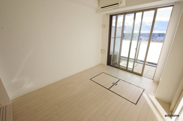 アローフィールズ弐番館　仲介手数料無料の洋室