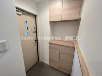 【玄関】 | Blossom K | ※同物件他部屋写真
反転の場合有