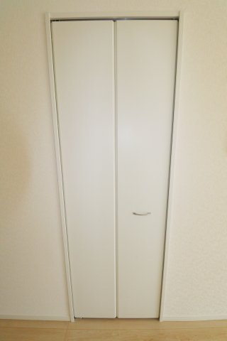 郡山市大槻町字林ノ東　　　８号棟　　　開成小学校、郡山第１中学区の収納