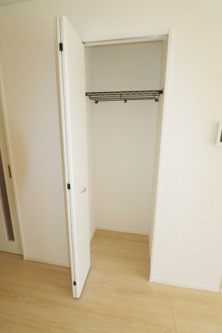 郡山市大槻町字林ノ東　　　８号棟　　　開成小学校、郡山第１中学区の収納