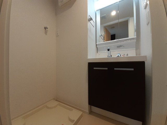 ヴァンヴェール森の宮の洗面所
