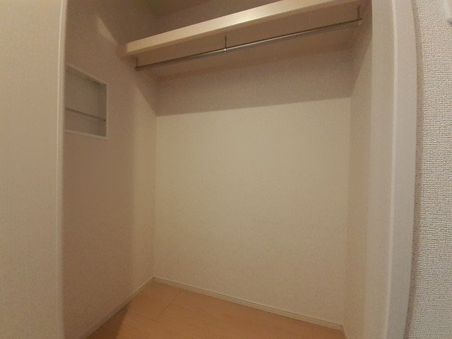 ヴァンヴェール森の宮の収納