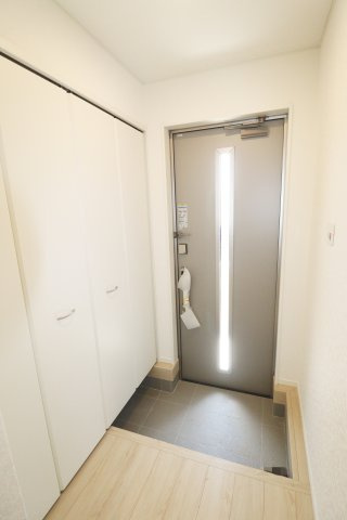 郡山市大槻町字林ノ東　　　９号棟　　　開成小学校、郡山第１中学区の玄関