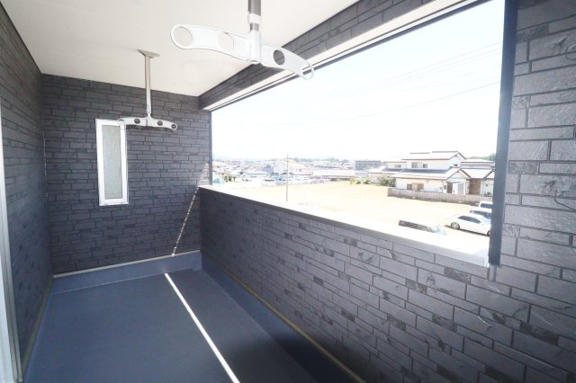 郡山市大槻町字林ノ東　　　９号棟　　　開成小学校、郡山第１中学区のバルコニー