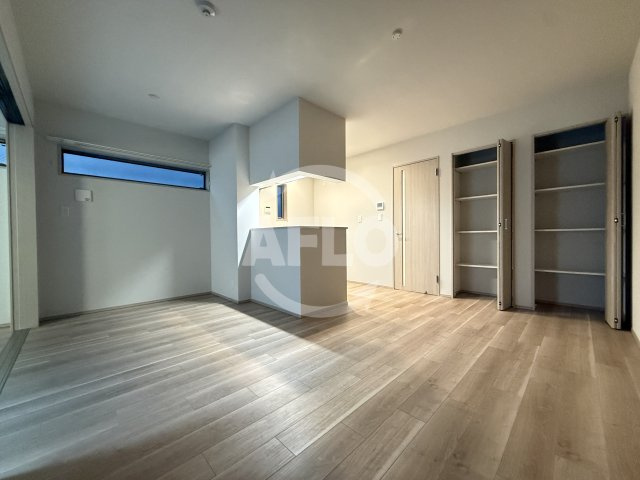 CASA　PINO　SOLOの洋室|CASA　PINO　SOLO　リビング