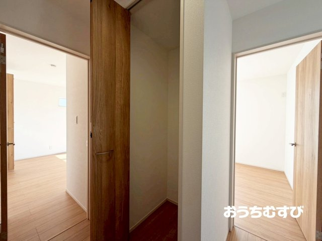 小牧市本庄郷浦第12(全2棟)の収納