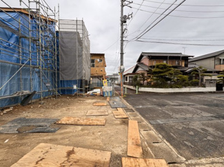 【前面道路含む現地写真】 | FIRSTTOWN小牧市中央第3全4棟【仲介手数料無料　小牧小　小牧中】 | LINEから簡単お問合せ可能！
友達検索で@nqk7328tです！。
