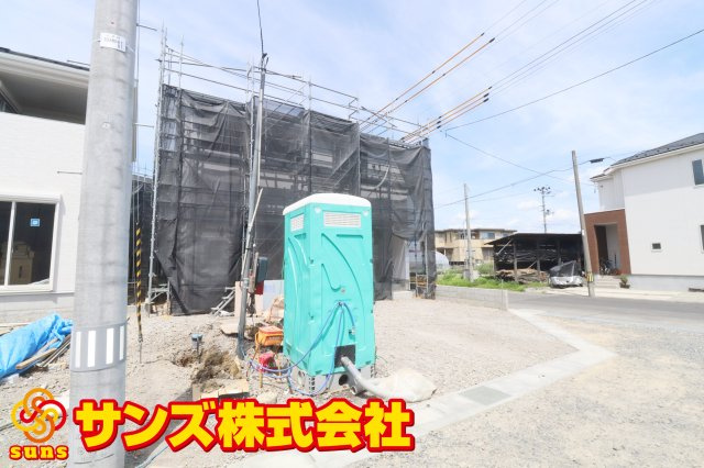 郡山市安積町笹川字高石坊　　　２号棟　　永盛小学校、安積中学区の外観|南西側から見た外観♪