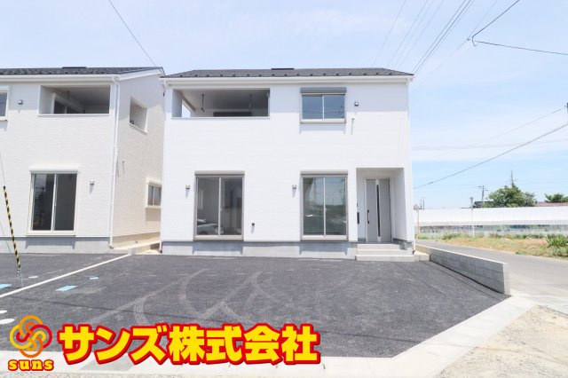 郡山市安積町笹川字高石坊　　　２号棟　　永盛小学校、安積中学区の外観|南側から見た外観♪