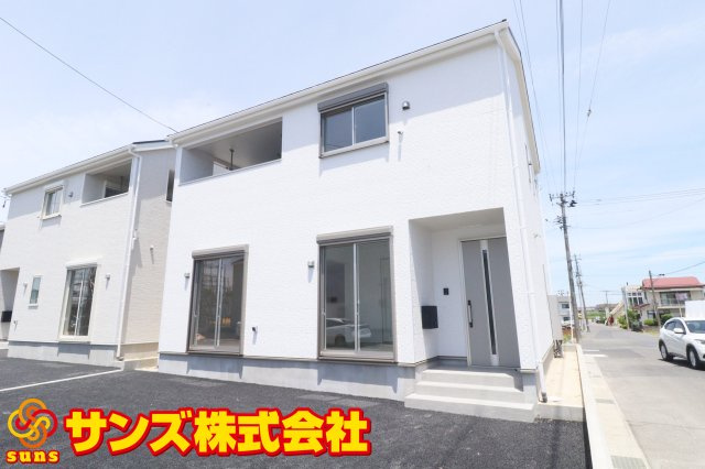 郡山市安積町笹川字高石坊　　　２号棟　　永盛小学校、安積中学区の外観|南東側から見た外観