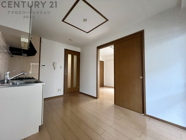 角部屋住戸で過ごしやすく、おすすめです。