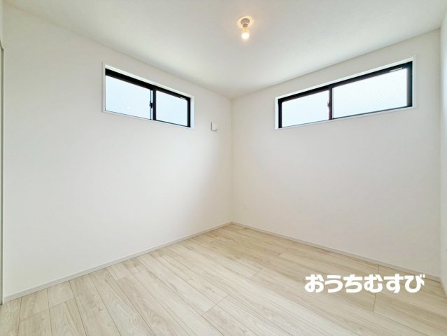春日井市上条町2期(全2棟)の洋室