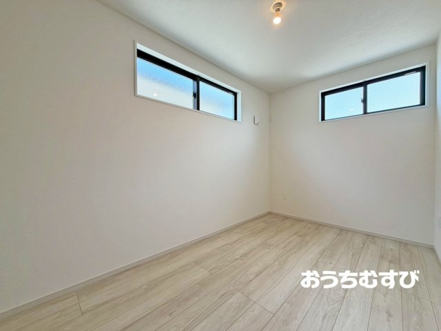 春日井市上条町2期(全2棟)の洋室