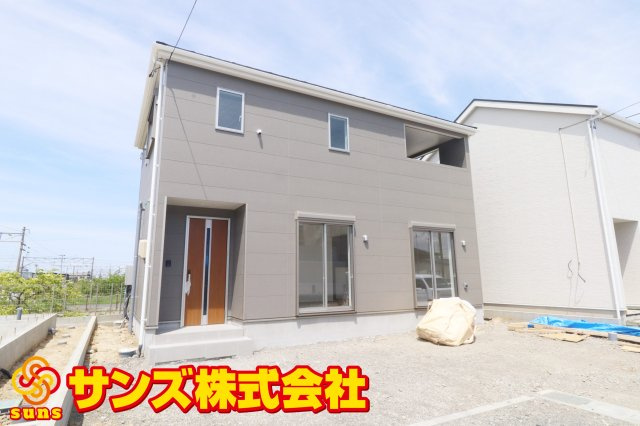 郡山市安積町笹川字高石坊　　　４号棟　　永盛小学校、安積中学区の外観|南西側から見た外観♪