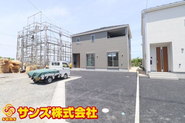 郡山市安積町笹川字高石坊　　　４号棟　　永盛小学校、安積中学区の外観|南東側から見た外観♪