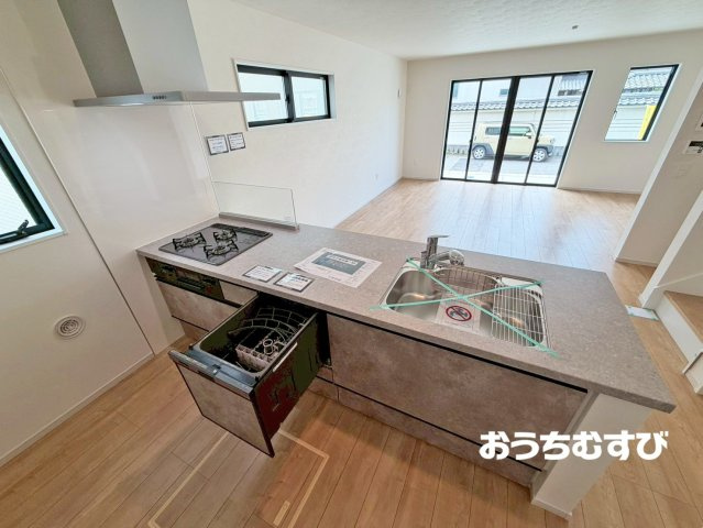 春日井市上条町2期(全2棟)のキッチン