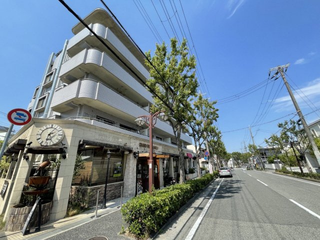 ハッピーコート芦屋の外観