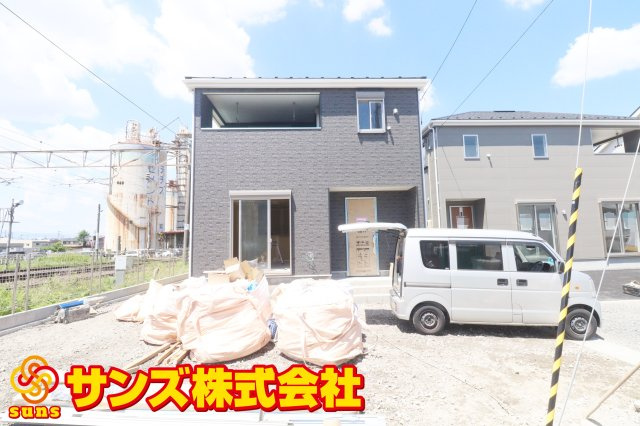 郡山市安積町笹川字高石坊　　　５号棟　　永盛小学校、安積中学区の外観|南側から見た外観♪
