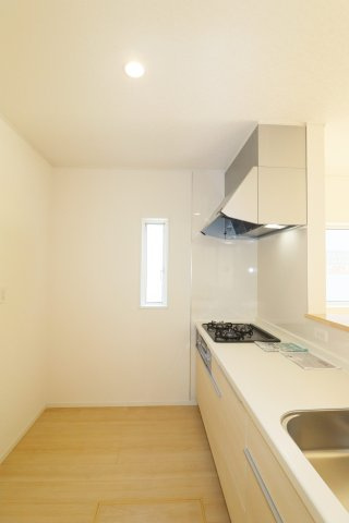 郡山市安積町笹川字高石坊　　　６号棟　　永盛小学校、安積中学区のキッチン|※同社施工例