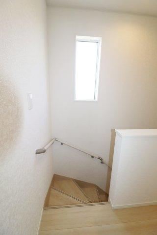 郡山市安積町笹川字高石坊　　　６号棟　　永盛小学校、安積中学区の内装