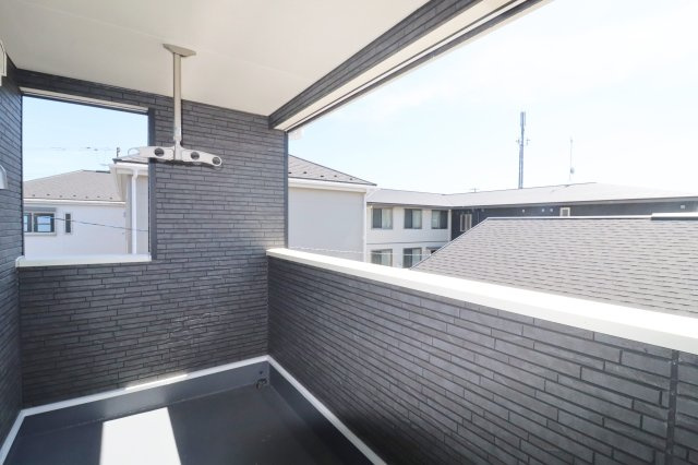 郡山市安積町笹川字高石坊　　　６号棟　　永盛小学校、安積中学区のバルコニー