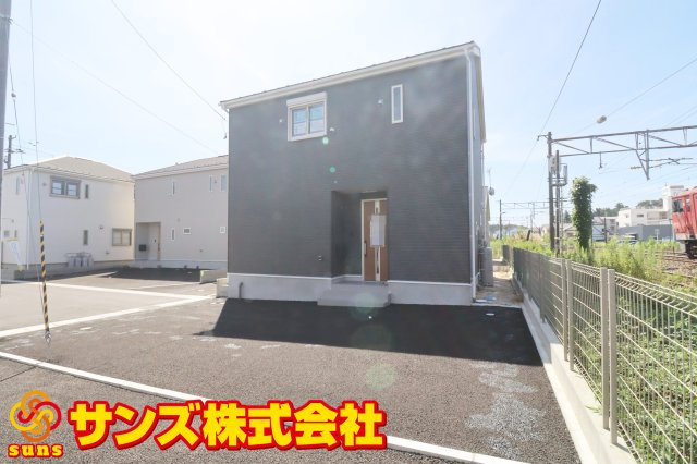 郡山市安積町笹川字高石坊　　　６号棟　　永盛小学校、安積中学区の外観|北西側から見た外観♪