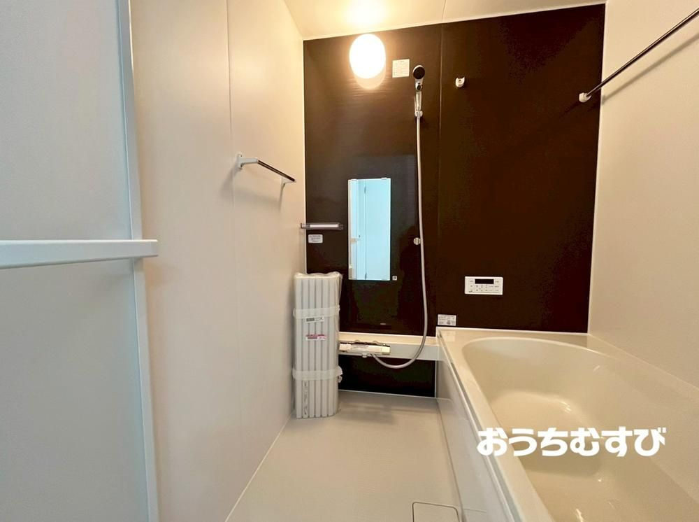 春日井市東野町西2期(全1棟)の浴室