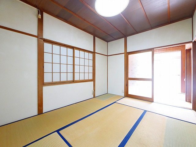 東九条町戸建（793-8）の和室|ゆったりとくつろげる和室です