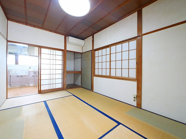 東九条町戸建（793-8）の和室|ゆったりとくつろげる和室です