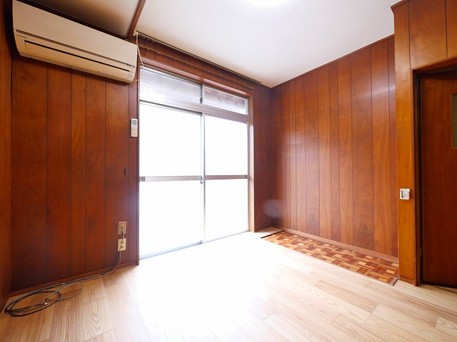 東九条町戸建（793-8）の洋室|スタンダードな洋室です