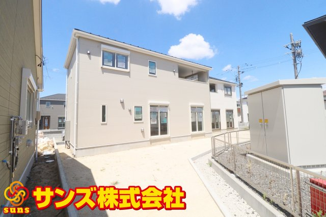 郡山市安積町笹川字高石坊　　　８号棟　　永盛小学校、安積中学区の外観|南西側から見た外観