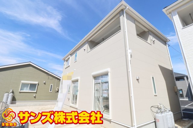 郡山市安積町笹川字高石坊　　　８号棟　　永盛小学校、安積中学区の外観|南東側から見た外観