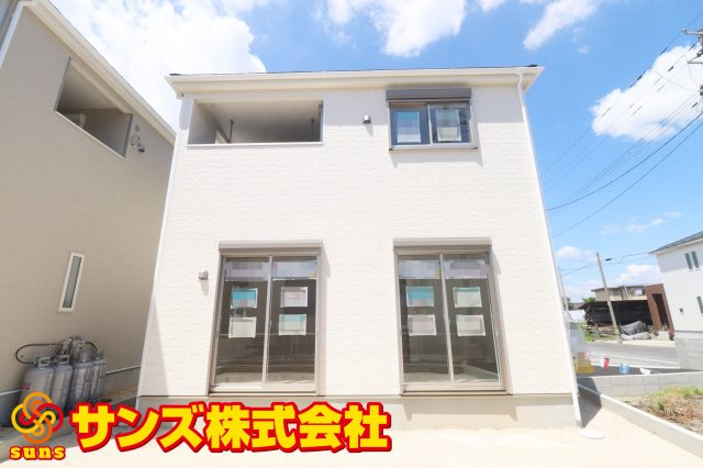 郡山市安積町笹川字高石坊　　　９号棟　　永盛小学校、安積中学区の外観|南側から見た外観♪