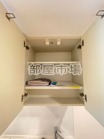 ライオンズクオーレ東京三ノ輪シティーゲートのキッチン|上部収納