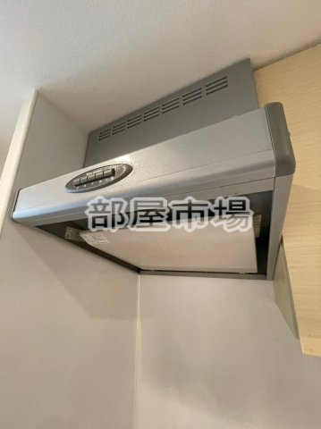 ライオンズクオーレ東京三ノ輪シティーゲートのキッチン|換気扇