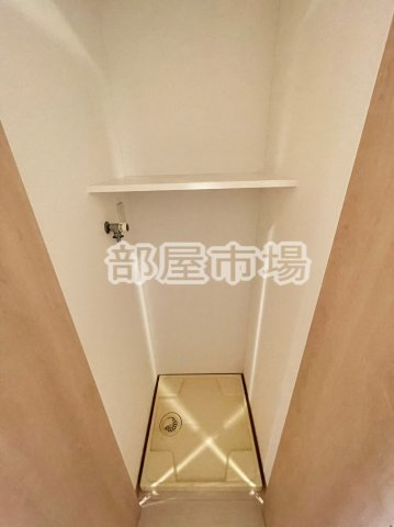 ライオンズクオーレ東京三ノ輪シティーゲートの設備|洗濯機置場