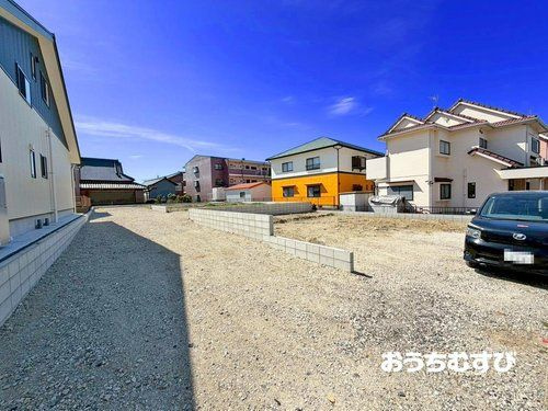 小牧市小木(全2棟)の前面道路含む現地写真
