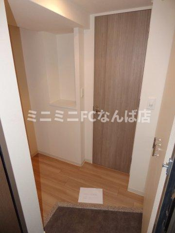 プレサンス北浜ラ・フェスタ 家具付きの玄関