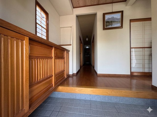 東区中山6丁目　中古戸建の玄関|※プライバシー保護のため物消し修正を行っております