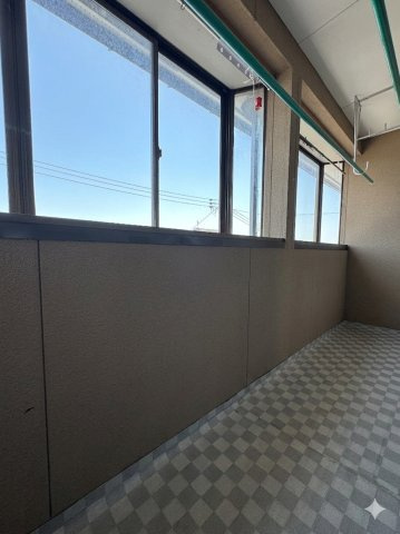 東区中山6丁目　中古戸建のバルコニー|※プライバシー保護のため物消し修正を行っております