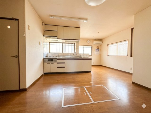 東区中山6丁目　中古戸建のキッチン|※プライバシー保護のため物消し修正を行っております
