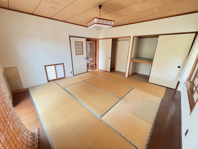 富津市二間塚　作業所兼居宅の和室