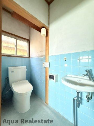 坂出市谷町　中古住宅のトイレ|トイレもきれいです
