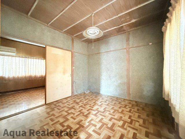 坂出市谷町　中古住宅の内装|２階東側洋室